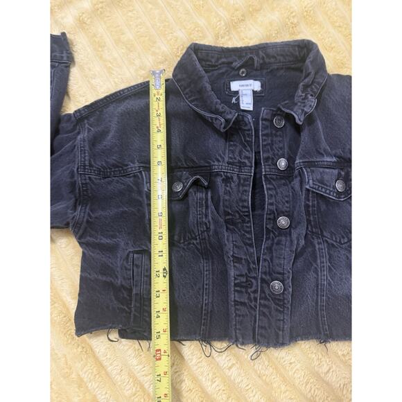 Women’s Black Cropped Denim Jean Jacket Forever 21 Size Small - Picture 5 of 6